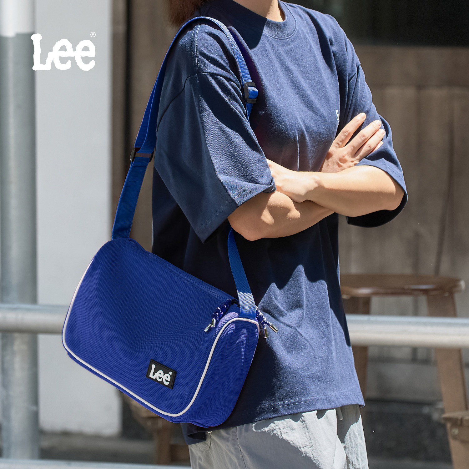 Lee官方潮流斜挎包女生通勤百搭单肩包日常出行邮差包轻便挎包