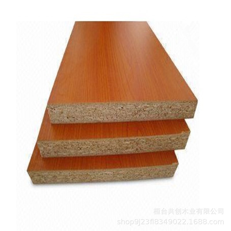 三聚氰胺板 密度板刨花板家具装饰板勉漆板 饰面板实木颗粒板