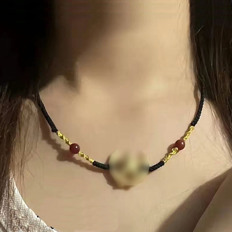 精致编织绳玉佩吊坠项链