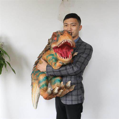 大型发声恐龙手偶霸王龙硅胶软体恐龙玩偶可动可叫玩具厂家