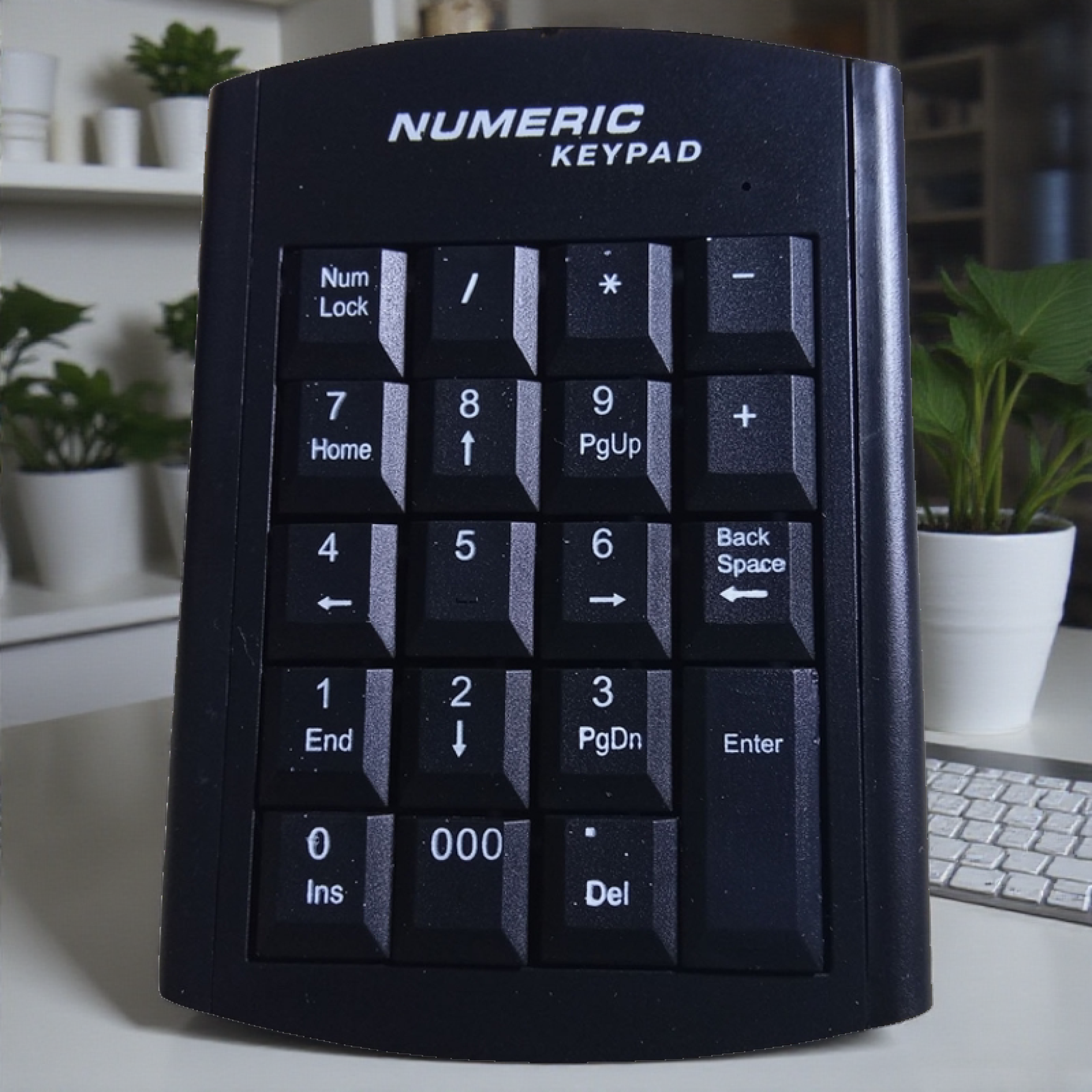 侬姐全新19键数字键盘黑薄膜静音矮轴办公小键盘USB通用Linux兼容