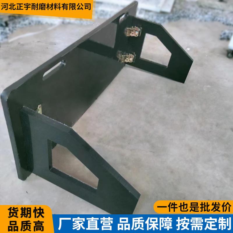足球回弹板装有把手控制球的反弹板高分子聚乙烯足球回弹挡板