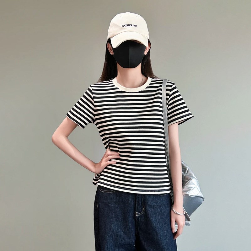 黑白条纹短袖t恤港风设计感小众半袖宽松百搭高级感上衣女夏显瘦