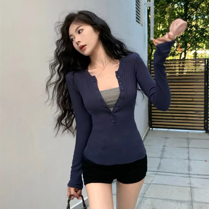两件套装都市纯欲风v领长袖T恤女又甜又辣上衣R女修身显瘦防晒外