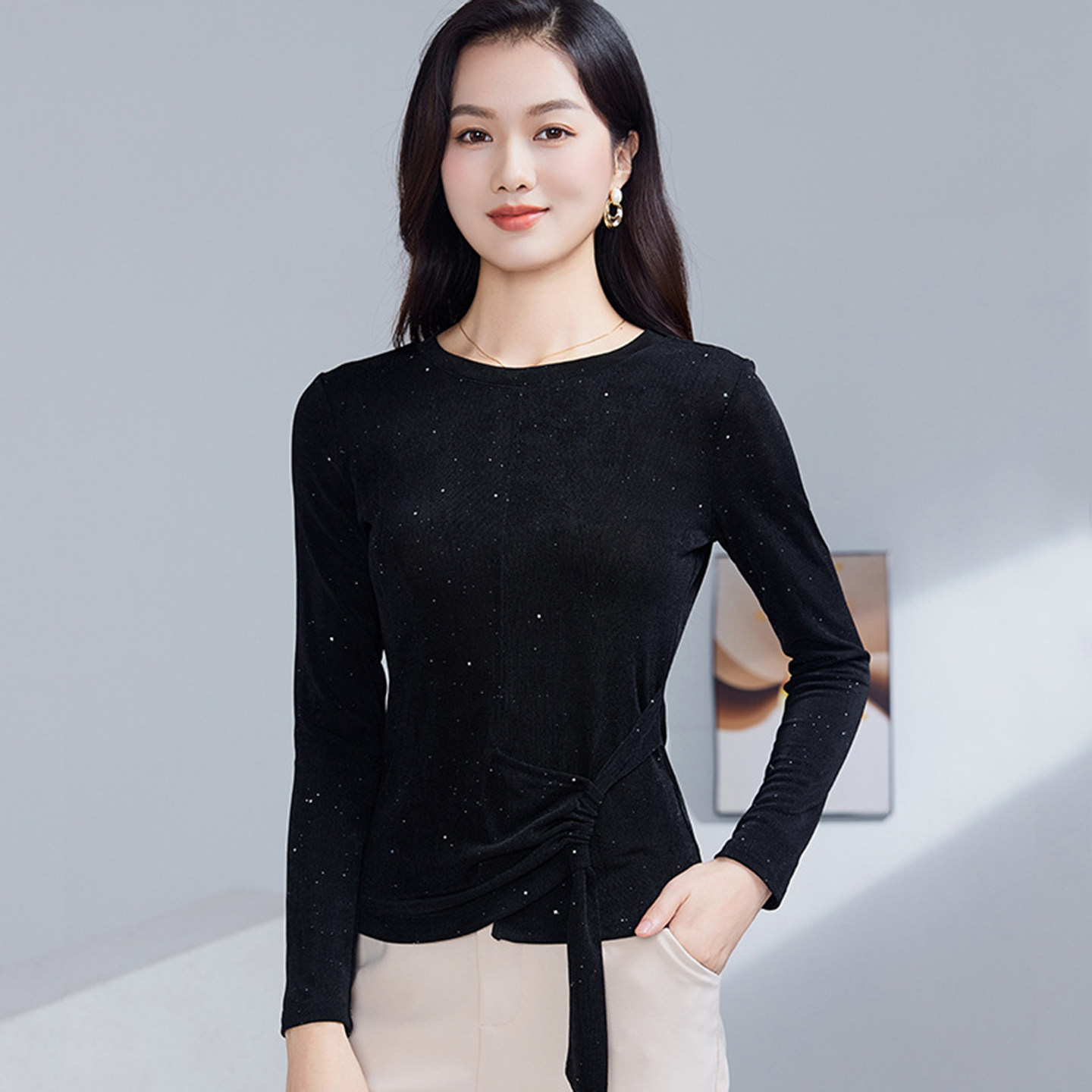 设计感别致收腰上衣女秋长袖秋装