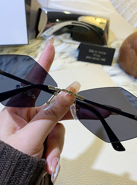 欧洲站新款金属无框菱形时尚太阳镜欧美ins网红墨镜女潮流太阳眼