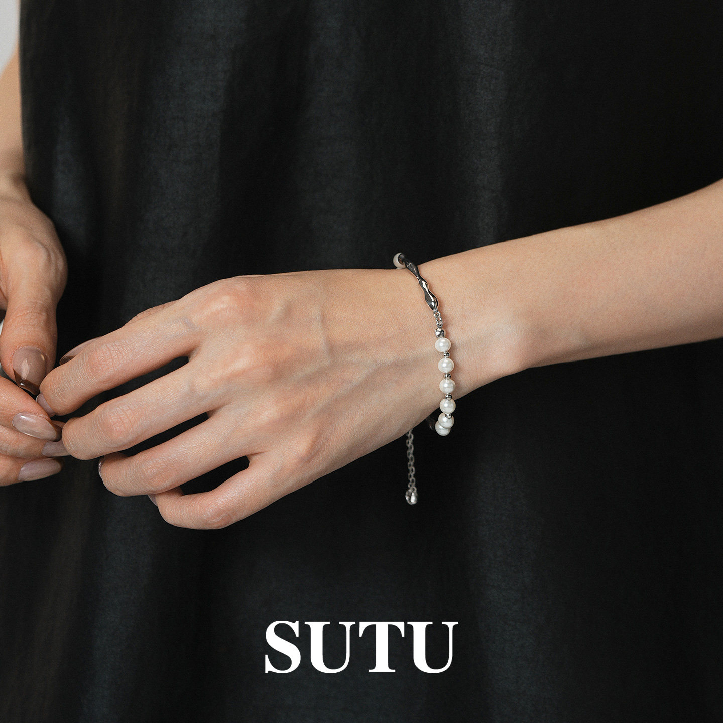 素图手链925银施家珍珠不规则手饰极简小众设计感春夏新款手饰女