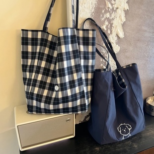 【出门包包好物】日系潦草小狗双面帆布包大容量格子包百搭单肩包