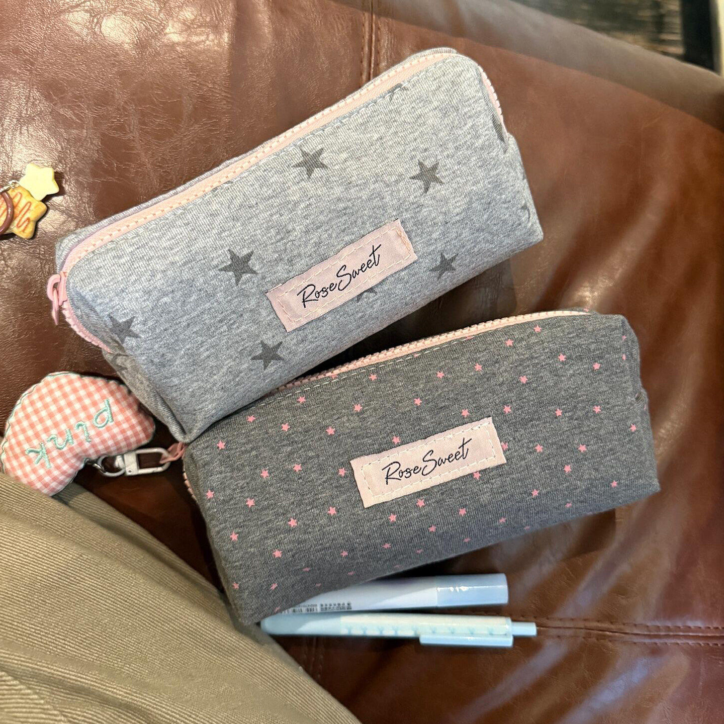 韩系小众笔袋大容量高颜值女生文具袋杂物收纳袋化妆包开学整理包