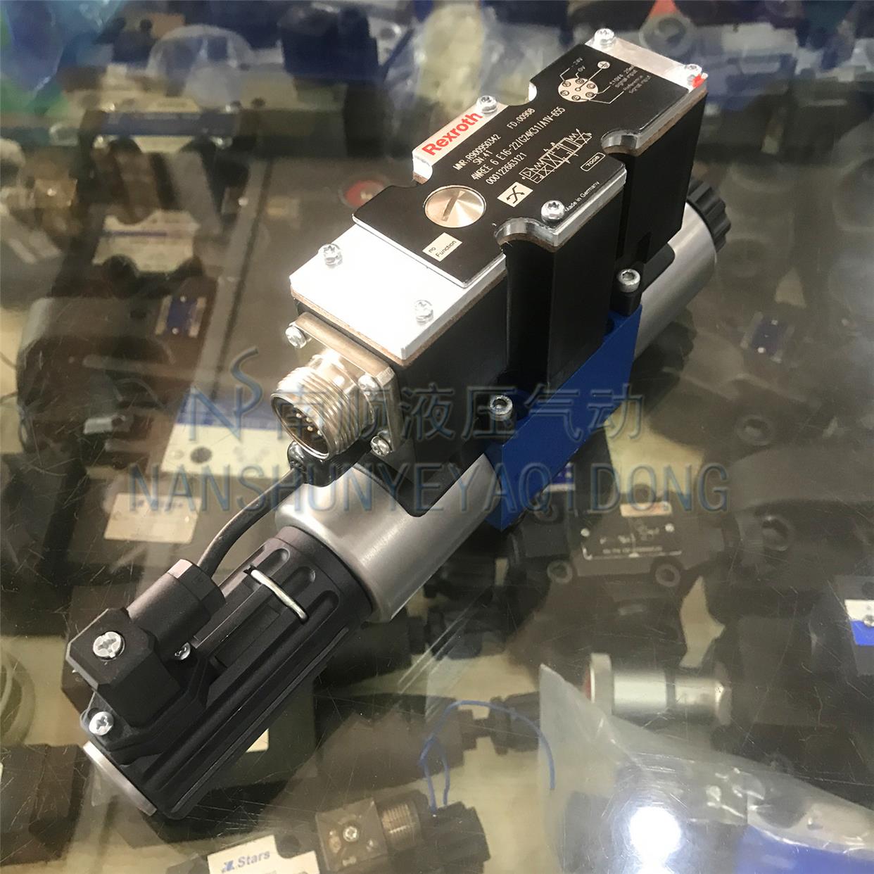 Rexroth力士乐比例阀4WREE6E16-22/G24K31/A1V-655电磁阀液压阀