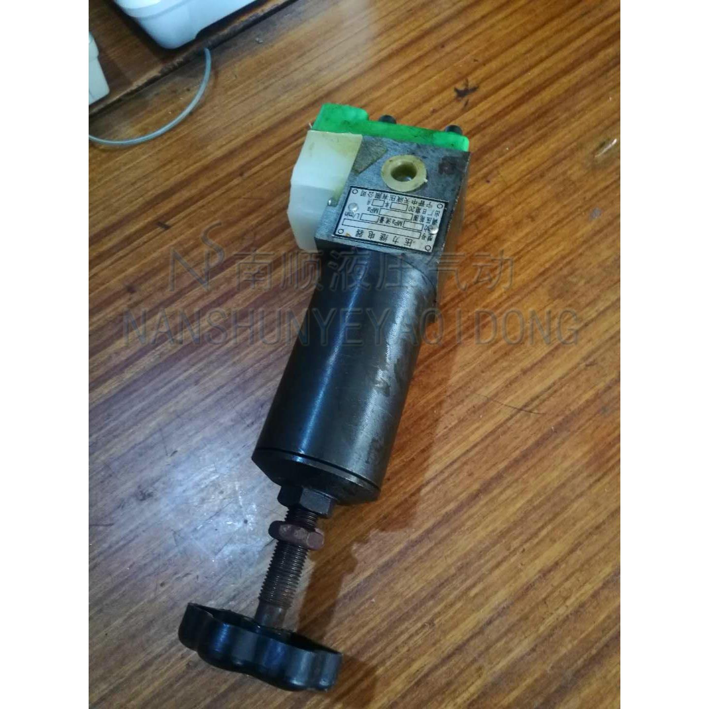 宁晋中天液压元件压力继电器P Pa PF1-B8H1 PF1-L8H2 PF1-L8H3/H4