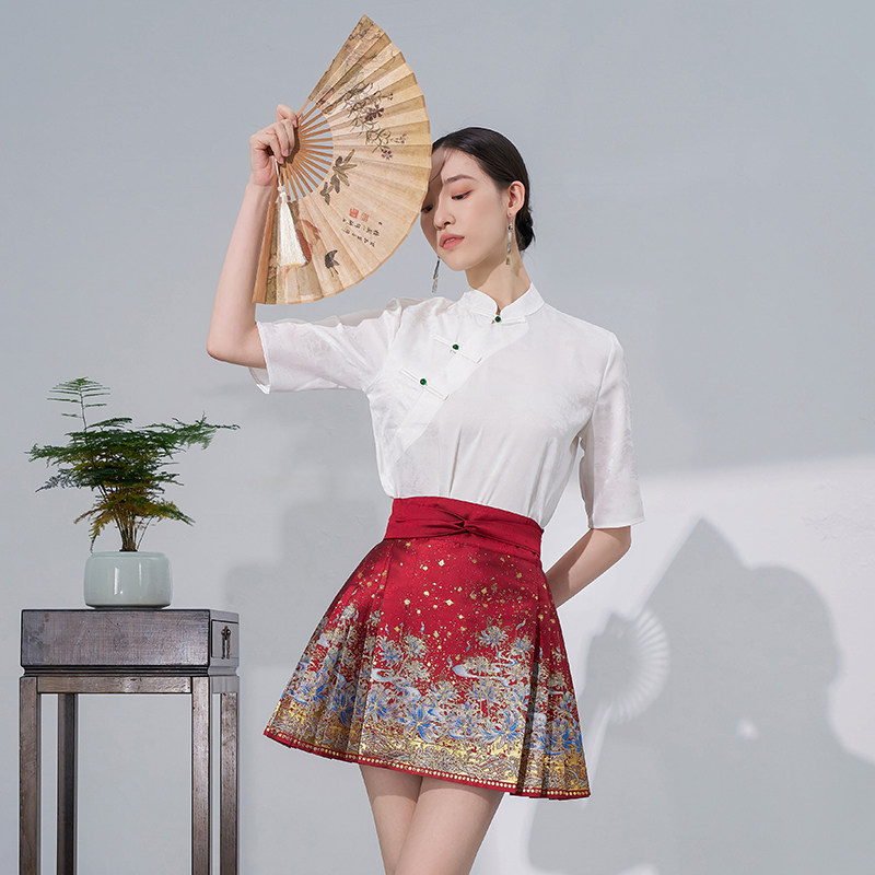 洛如嫣原创【彼岸花】短款裙子轻国风新中式通勤2025新款马面裙女,女装/女士精品,汉服半身裙,淘宝优惠券,粉丝福利购,淘宝优惠卷