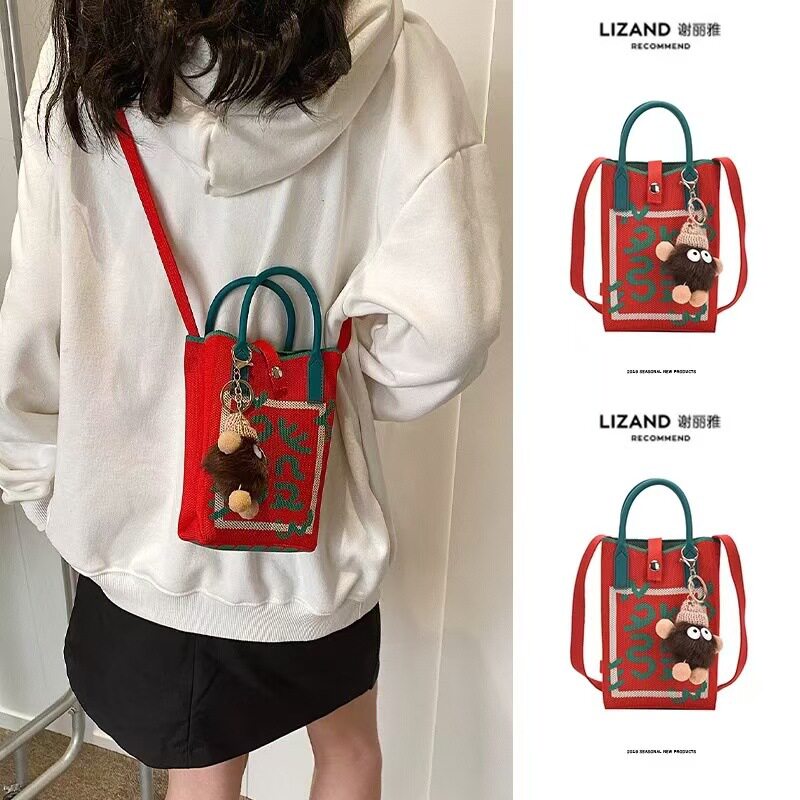 新款卡通女针织可爱手机包女斜跨手拎小巧便携单肩手提包外出包包