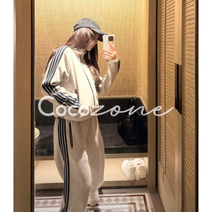 懒人外套 COCO 一一 刘 立领三条纹侧边抽绳外套CD2A2948 ZONE