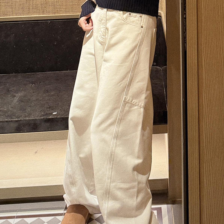 COCO ZONE 刘 一一 “升温牛仔”纯色阔腿牛仔裤 CD2A2725