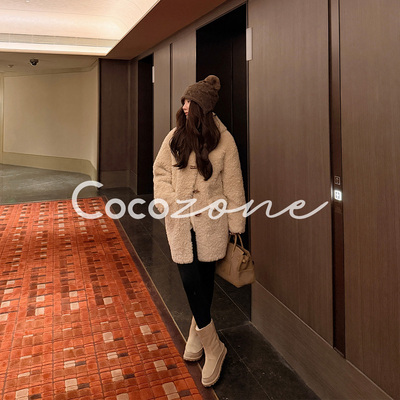 COCO ZONE 刘 一一 “小羊羔”100绵羊毛连帽单排扣外套 CD2A3312