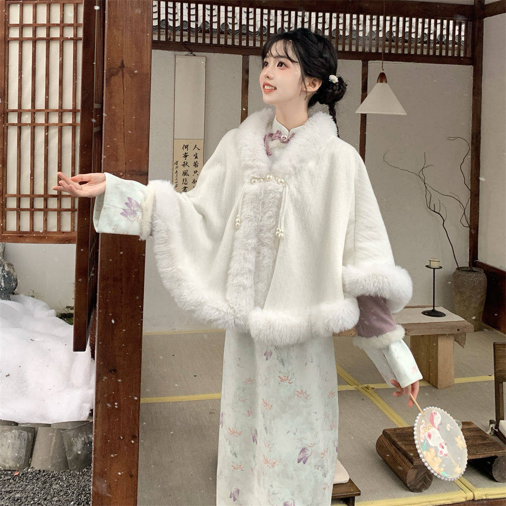 大码女装新中式国风旗袍裙套装秋季连衣裙胖MM显瘦斗篷披肩两件套