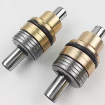 挖掘机配件适用于大宇225-7