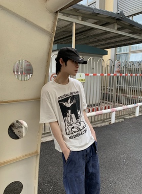 【Einsamer Richer】25ss “权压信念”标语图案印花男女同款短袖