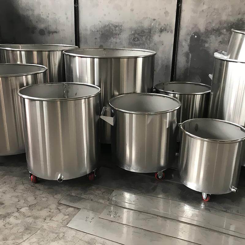 移动式中转罐不锈钢储蓄罐带盖储存罐材质加厚