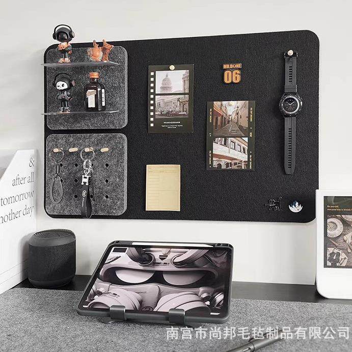 照片墙毛毡板自粘留言板墙面装饰组合免打孔置物架幼儿园墙贴