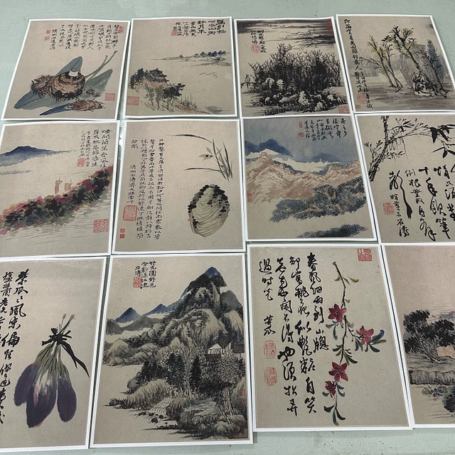 石涛花卉山水册页12开复古书画真迹宣纸微喷仿古国画装裱玄关装饰图片
