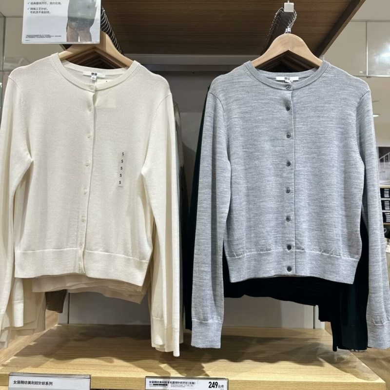 品质女装!精纺美利奴棉质圆领针织开衫长袖空调衫可机洗R469411