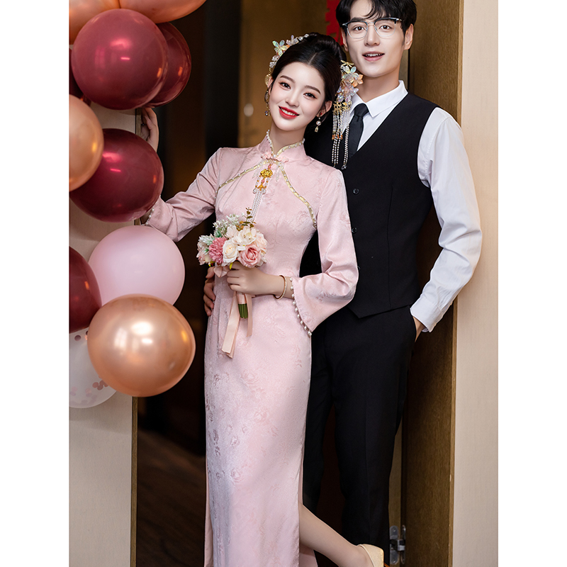 粉色旗袍敬酒服新娘秋冬季新中式订婚衣服结婚礼服裙女长袖小个子