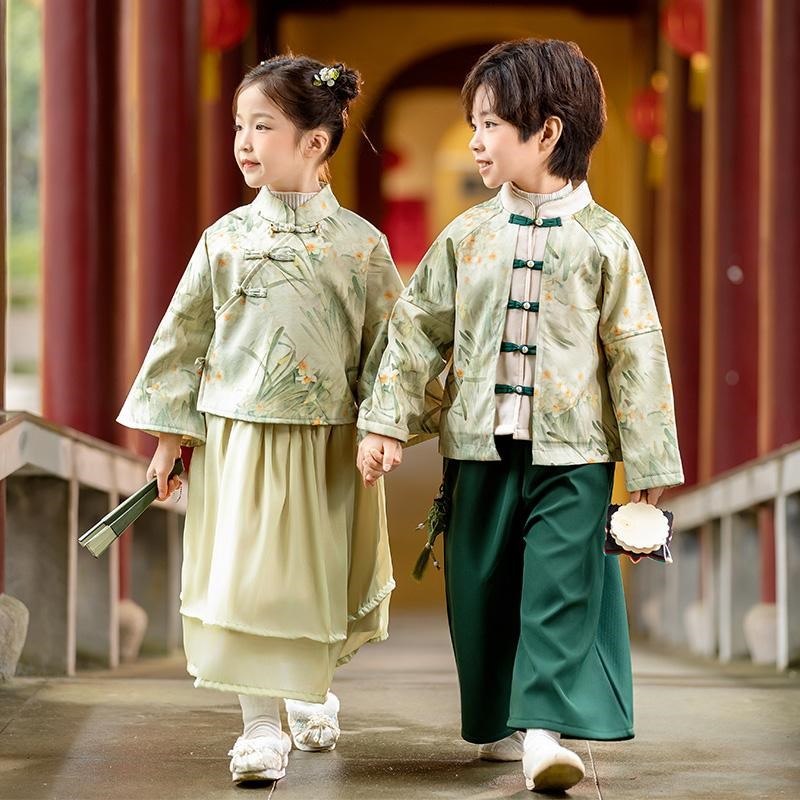 男女童国风汉服兄妹装表演服儿童秋冬款幼儿园服小学生元旦演出服