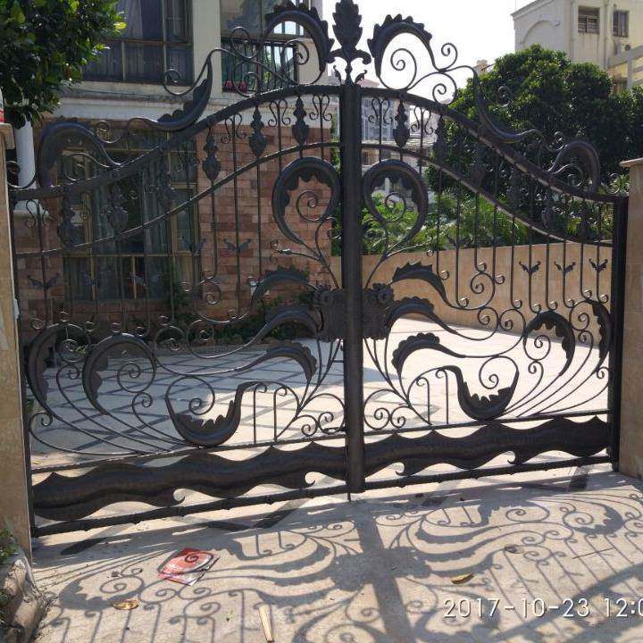 广州铁艺欧式豪华双开推拉大铁门户外热镀锌大门