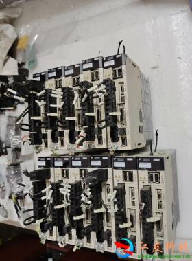 安川五系400W直线电机驱动器SGDV-2R8A15A大功率