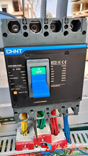 正泰塑壳式断路器4P  NXM-400S/4300B