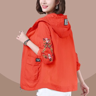 防晒衣女夏季薄款长袖透气宽松中老年妈妈洋气时尚大码小个子外套