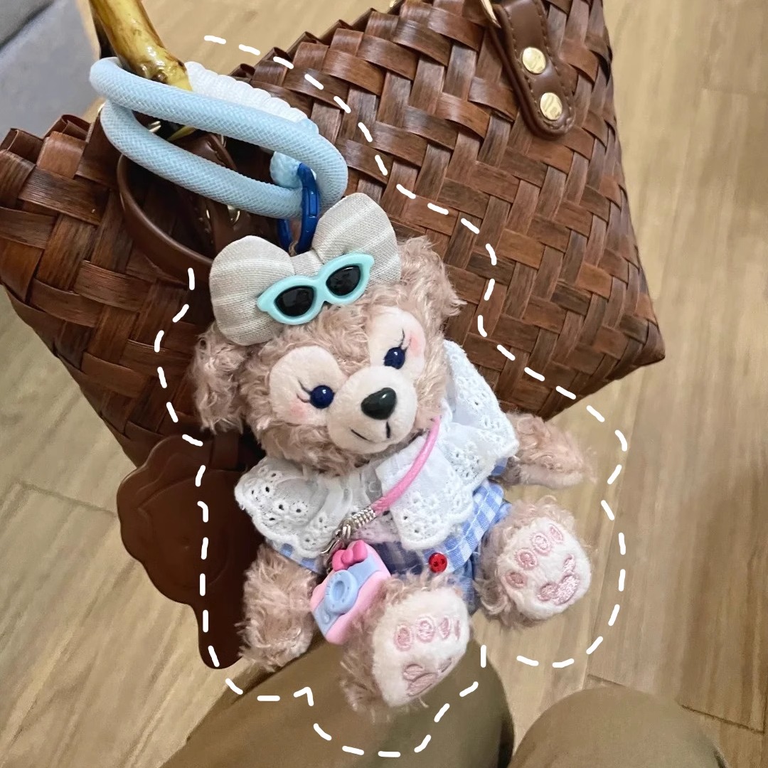 姐妹们试过了玫玫挂件跟夏天绝配