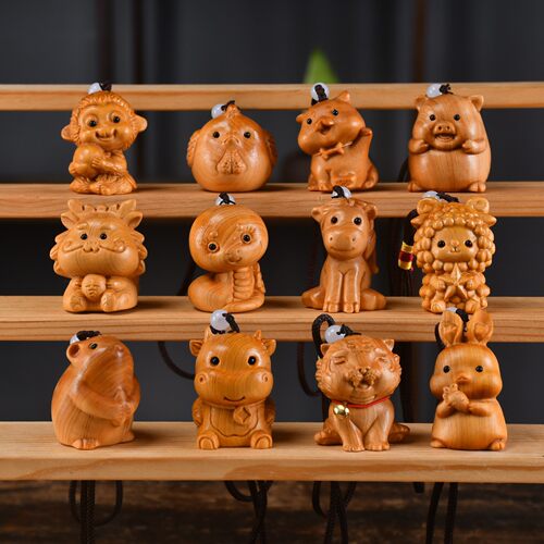 好喜欢我的实木小挂件呀