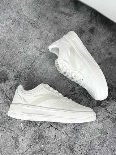 安踏轻松板鞋男鞋运动鞋2025春季新款厚底学生小白鞋低帮休闲鞋子