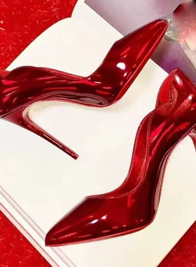 cl hot chick 12cm镭射红色漆皮尖头高跟鞋细跟大码红底鞋婚鞋13