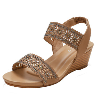 shoes women凉鞋女一字带平底鞋仙女风新款夏大码软底时装坡跟罗