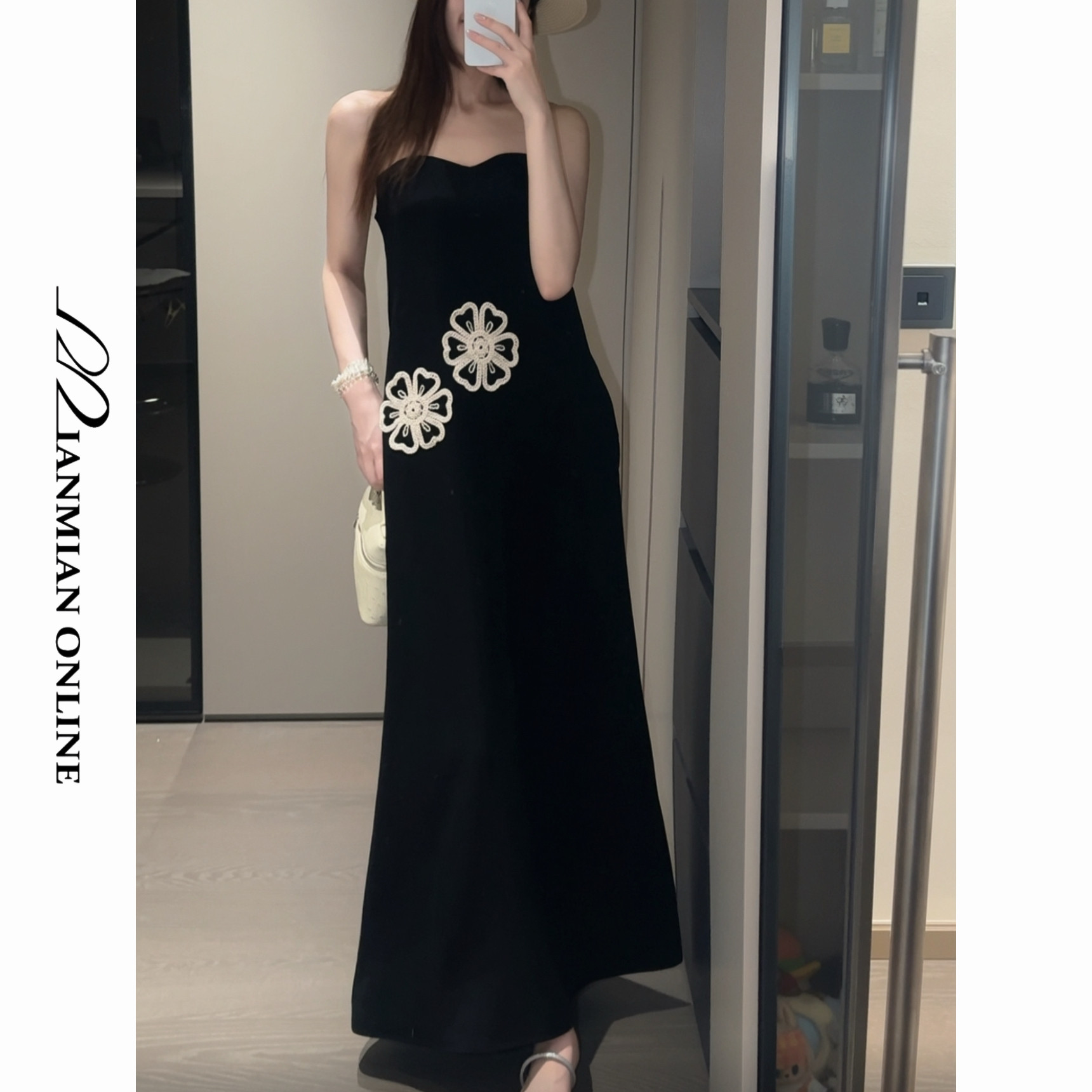 MIANMIANONLINE“序章”刺绣设计款背心松弛感连衣裙351