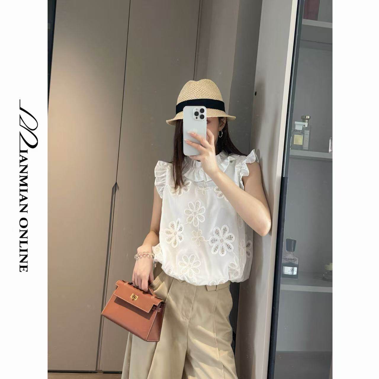 MIANMIANONLINE肌理白花高级刺绣荷叶边小飞袖背心上衣26XT014