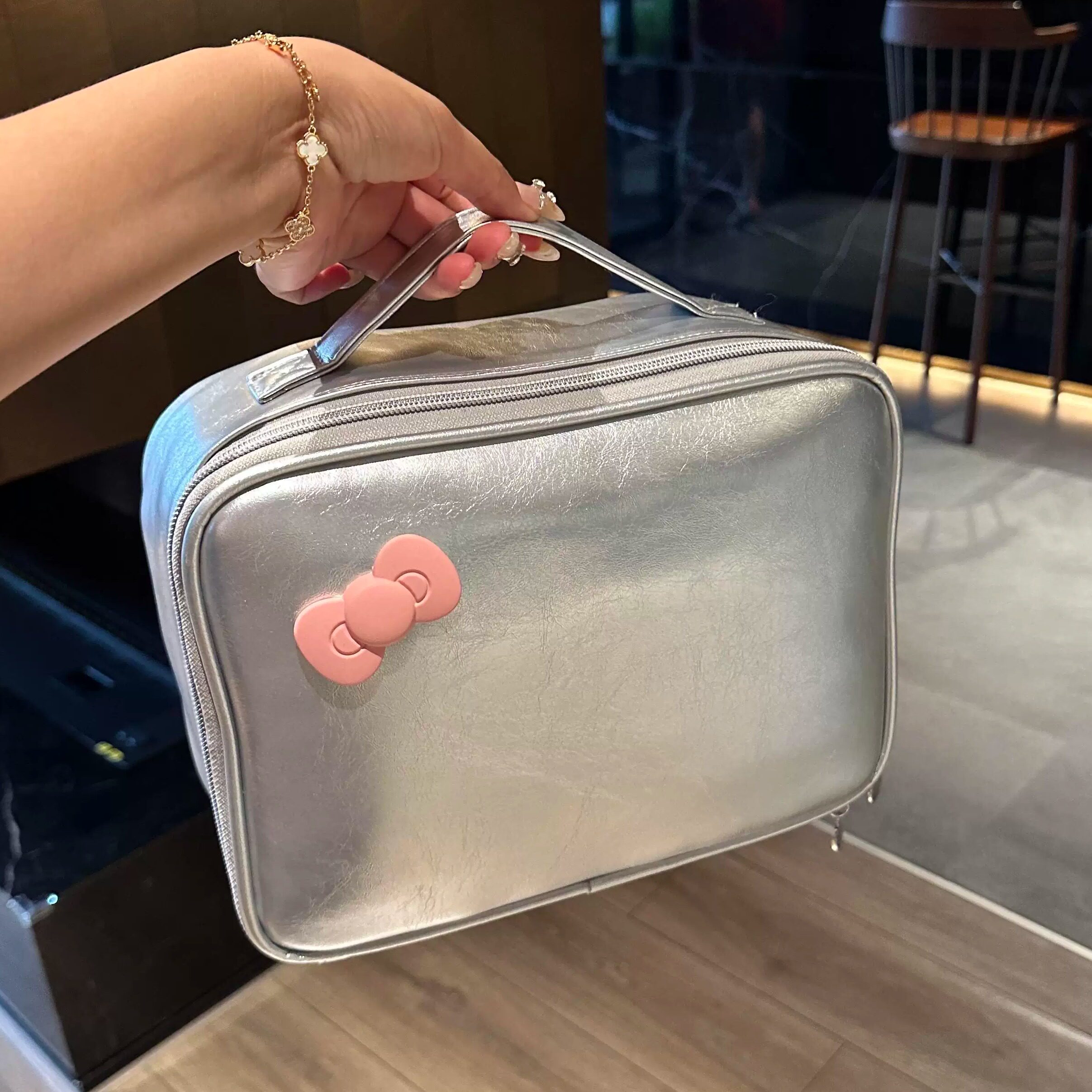 长短途旅行化妆包女可套拉杆出差便携大容量护肤收纳包可挂行李箱