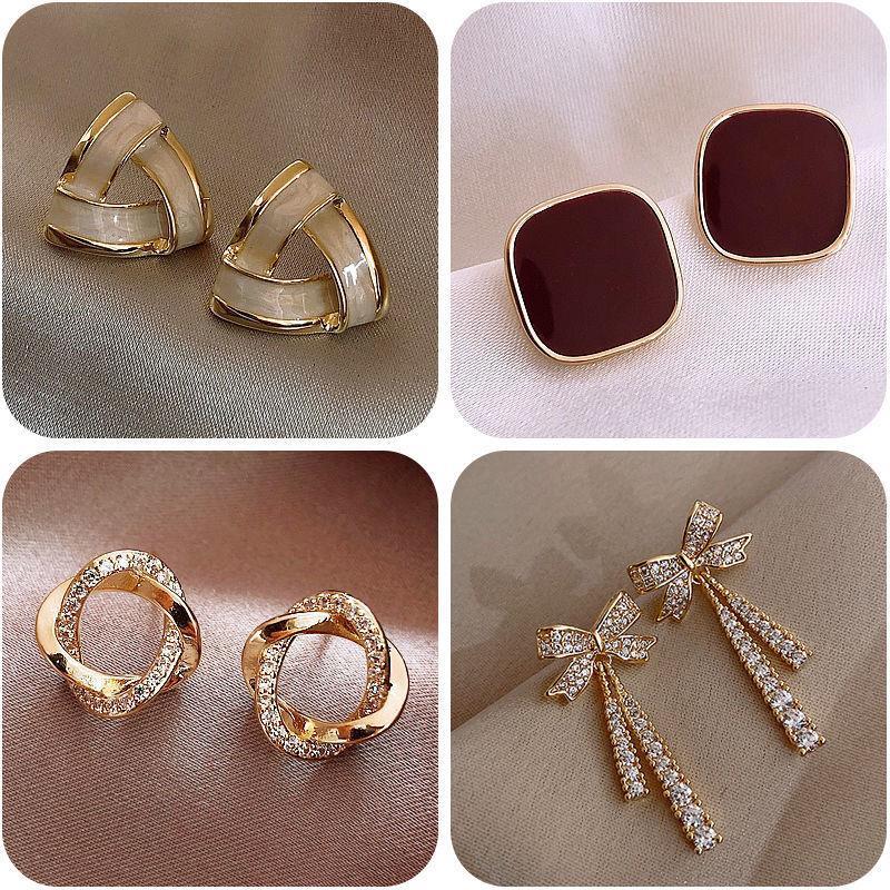 网红Earing Claw Ear Hook Clip Earrings for Women Four-Prong