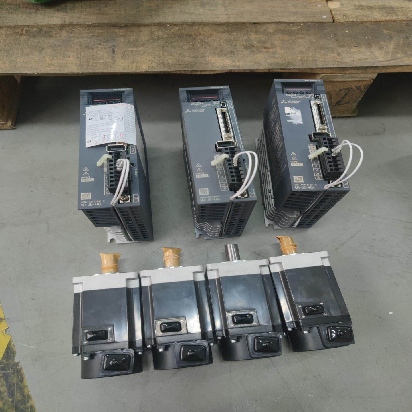 【议价】三菱JE40A 400w伺服电机功能包好包邮质保一年议价