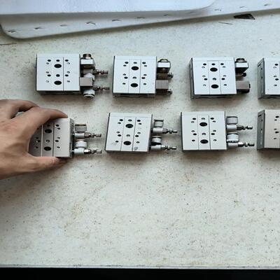 【议价】台湾亚德客气缸滑台HLQ8X20S成色新