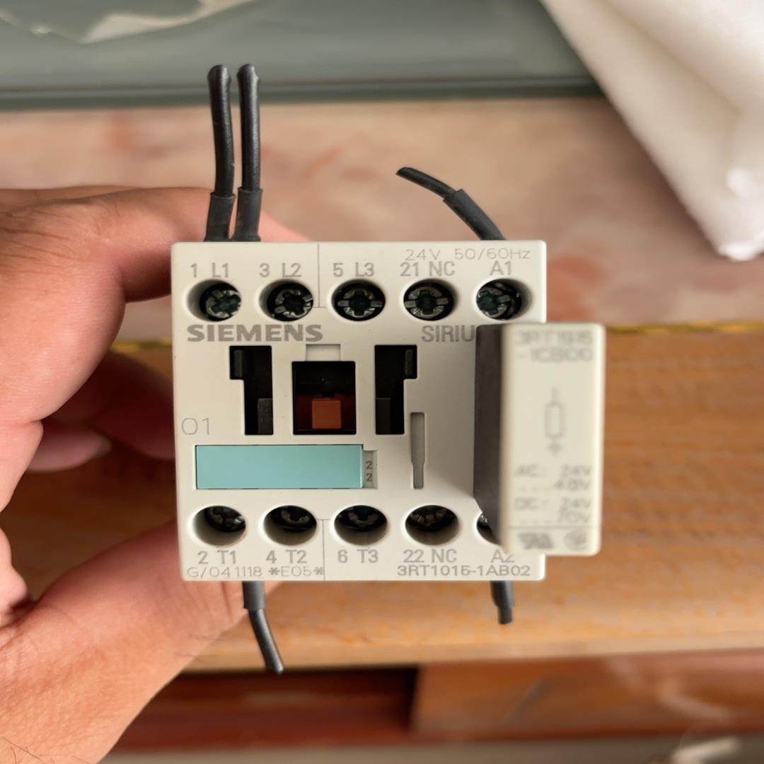 【议价】SIEMENS 3RT1015-1AB02 继电器 拆机 实