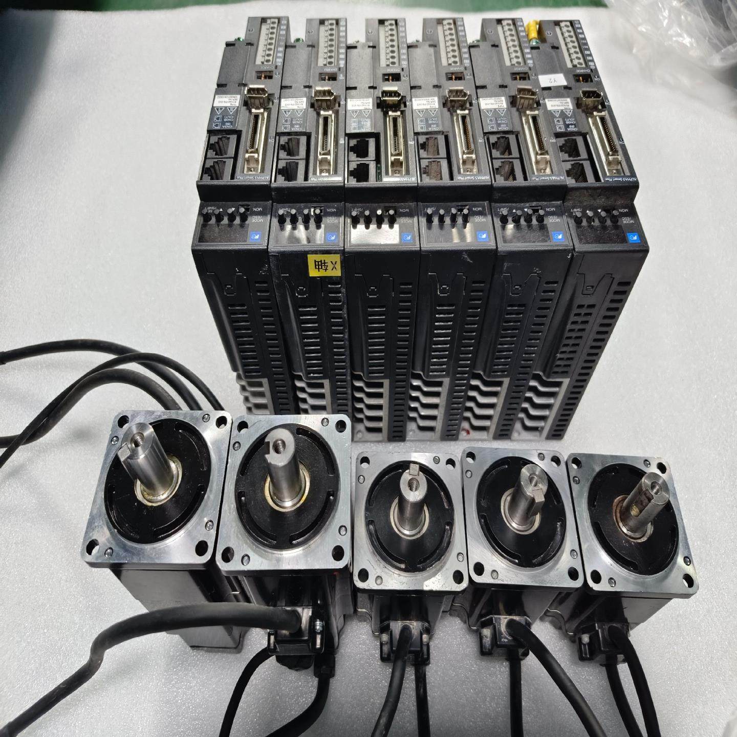 【议价】400W富士F6伺服套装RYH401F6-VV2GYB40