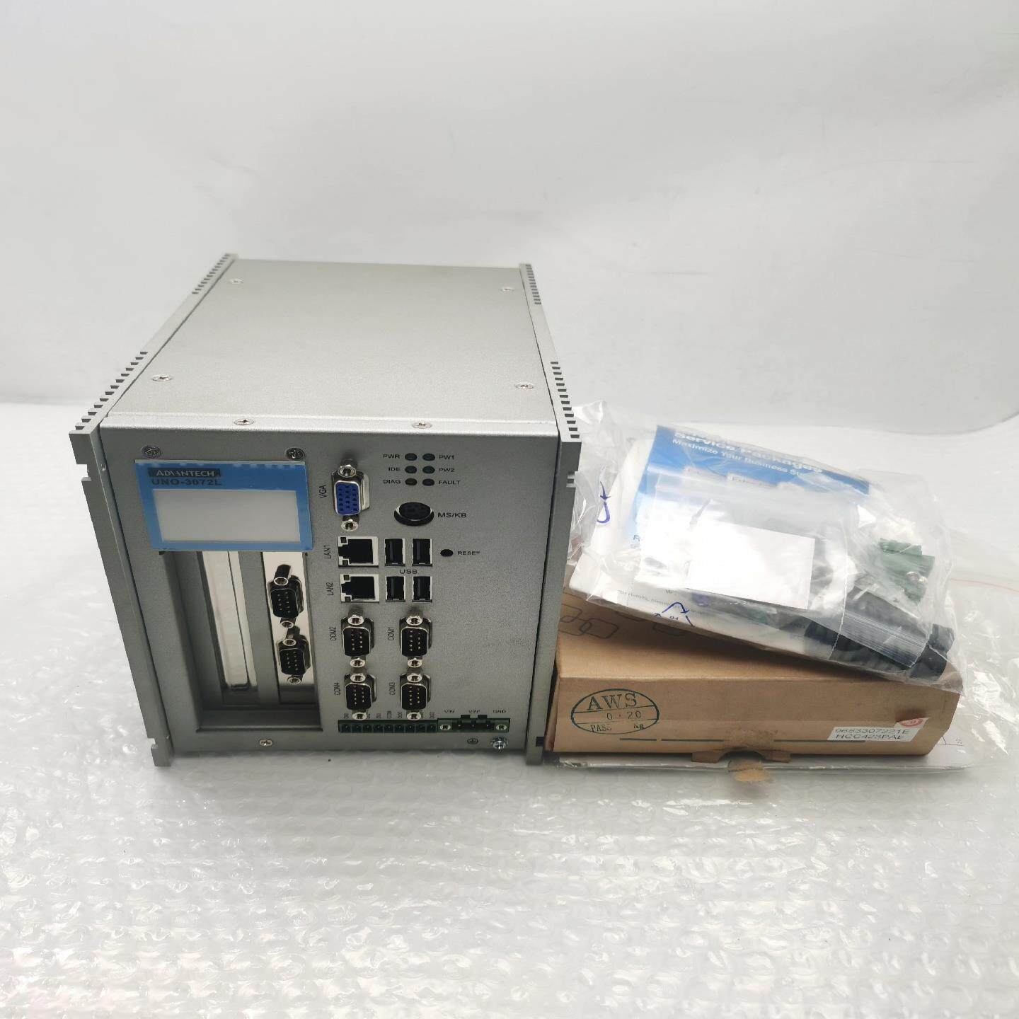 [议价]uno-3072l-c11be全新原装研华工控系统 研华