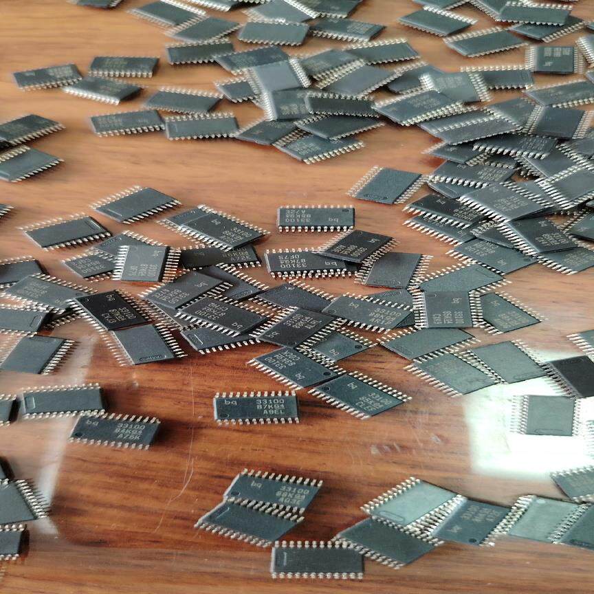 【议价】BQ33100芯片散新实物如图所示260只单价3元