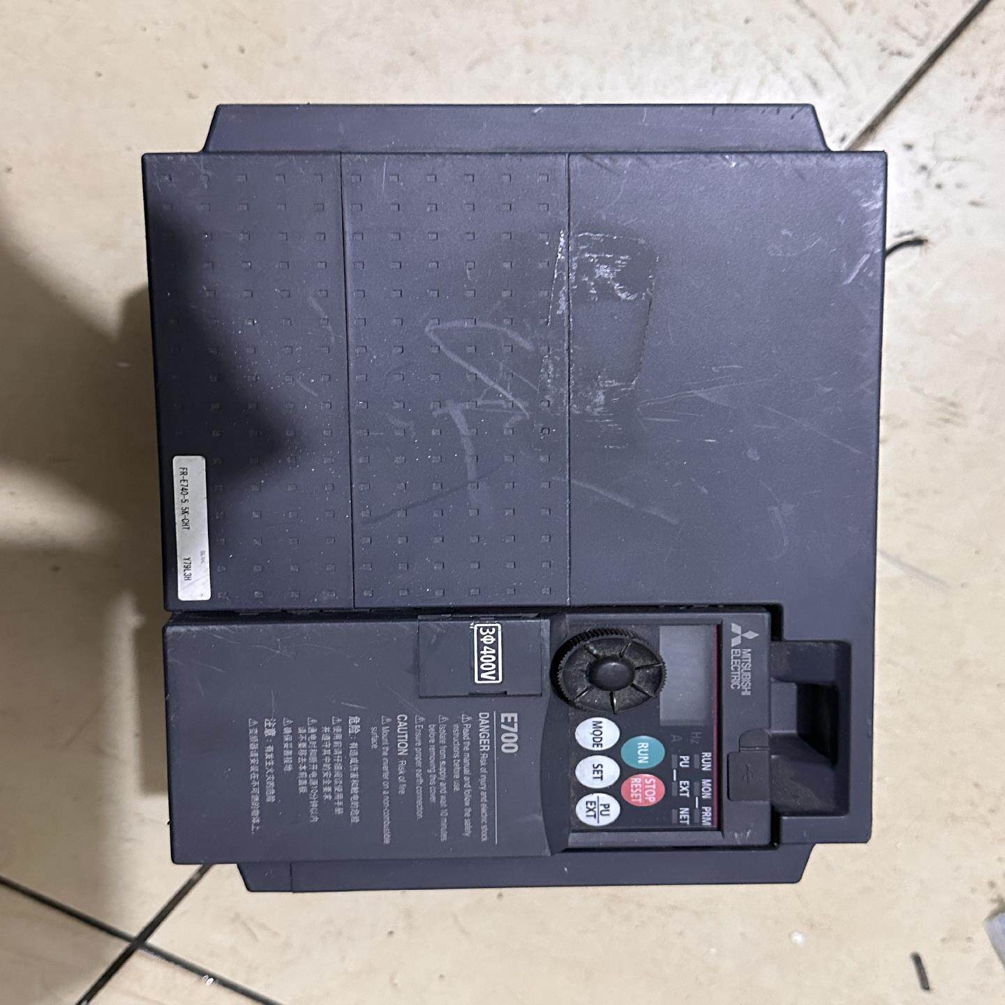 【议价】三菱FR-E740-55K-CHT变频器