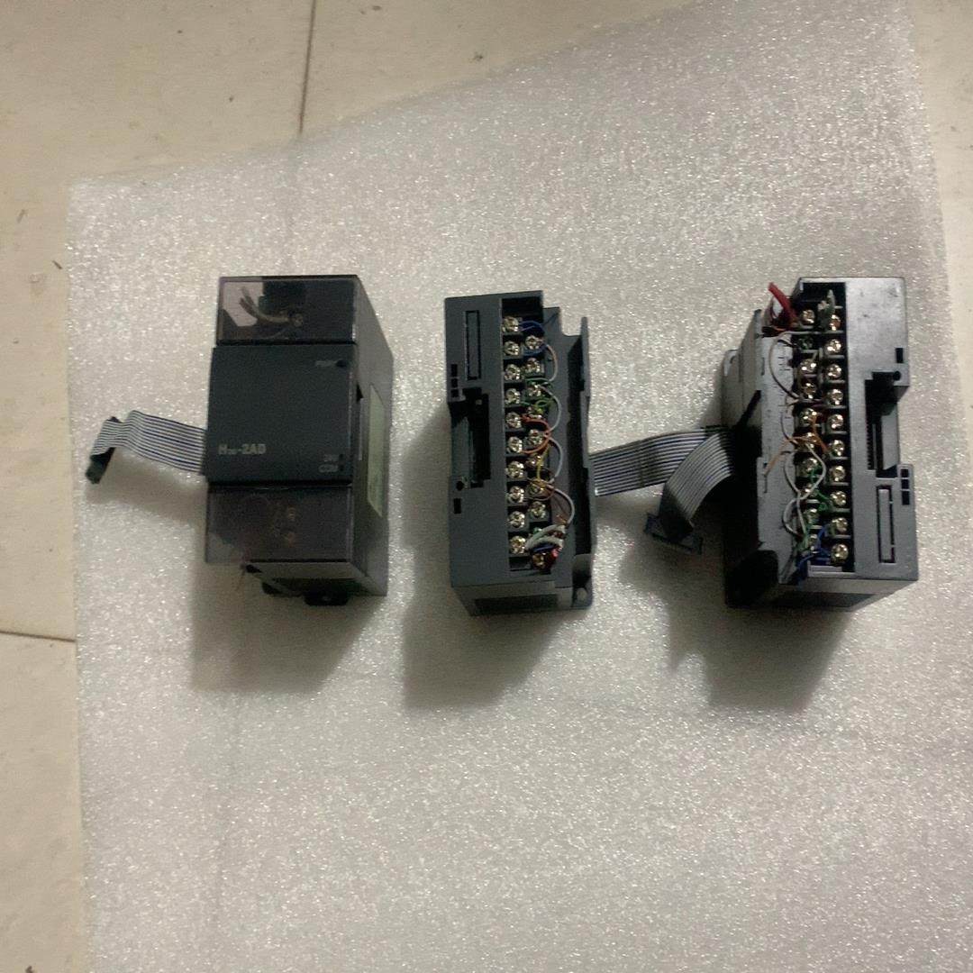 【议价】汇川扩展H2U-4AD二台有一台外壳破损都少上盖单价